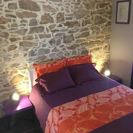 Σπίτι διακοπών La Forestiere Pigeonnier Monclar-de-Quercy